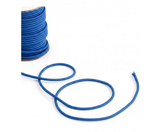Bobine de corde bleu