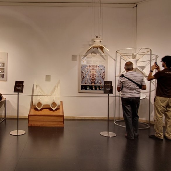 Poteau de musée à corde (Inox brossé) - LINE