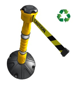 Poteau de signalisation jaune avec sangle jaune et noir